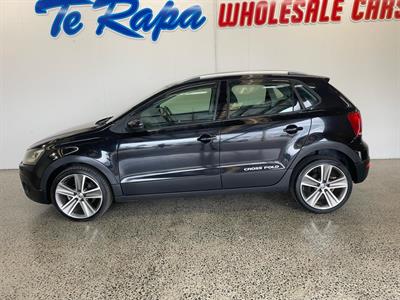 2012 Volkswagen Cross Polo - Thumbnail