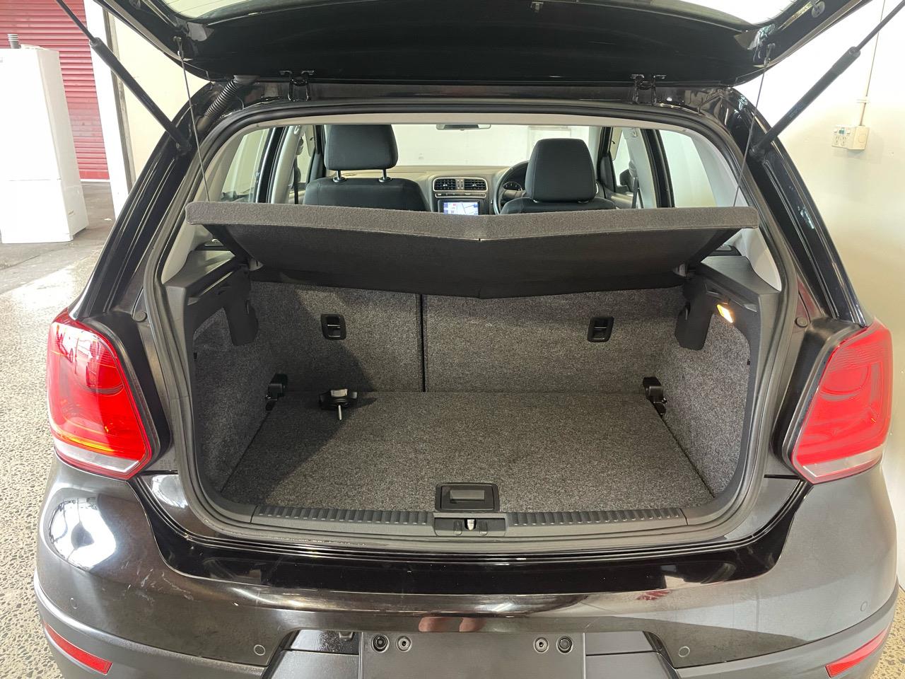 2012 Volkswagen Cross Polo