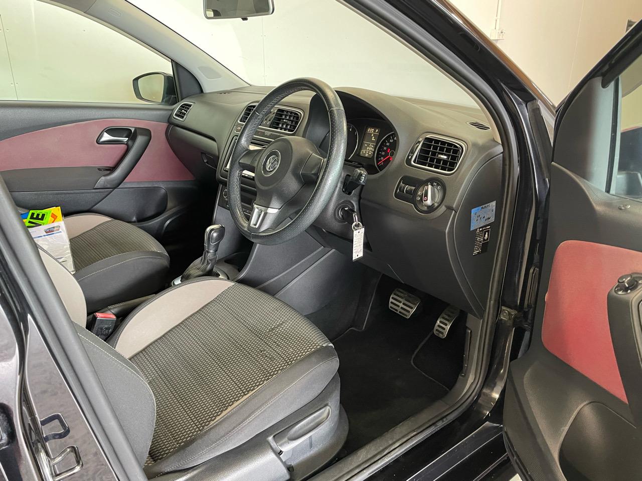 2012 Volkswagen Cross Polo