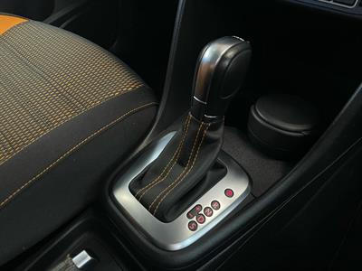 2011 Volkswagen Cross Polo - Thumbnail