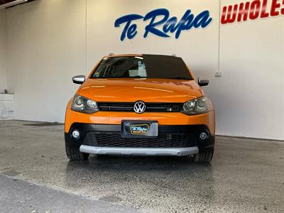 2011 Volkswagen Cross Polo - Thumbnail