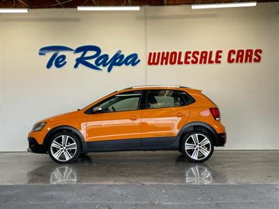 2011 Volkswagen Cross Polo - Thumbnail