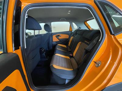 2011 Volkswagen Cross Polo - Thumbnail