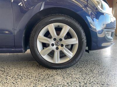 2012 Volkswagen Polo - Thumbnail