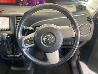 2011 Mazda BIANTE - Thumbnail