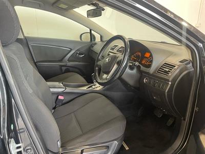 2012 Toyota Avensis - Thumbnail