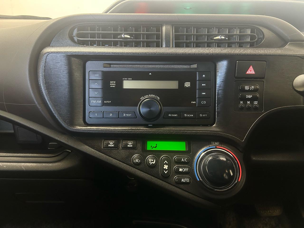 2013 Toyota Aqua Hybrid