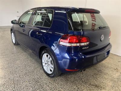 2012 Volkswagen Golf - Thumbnail