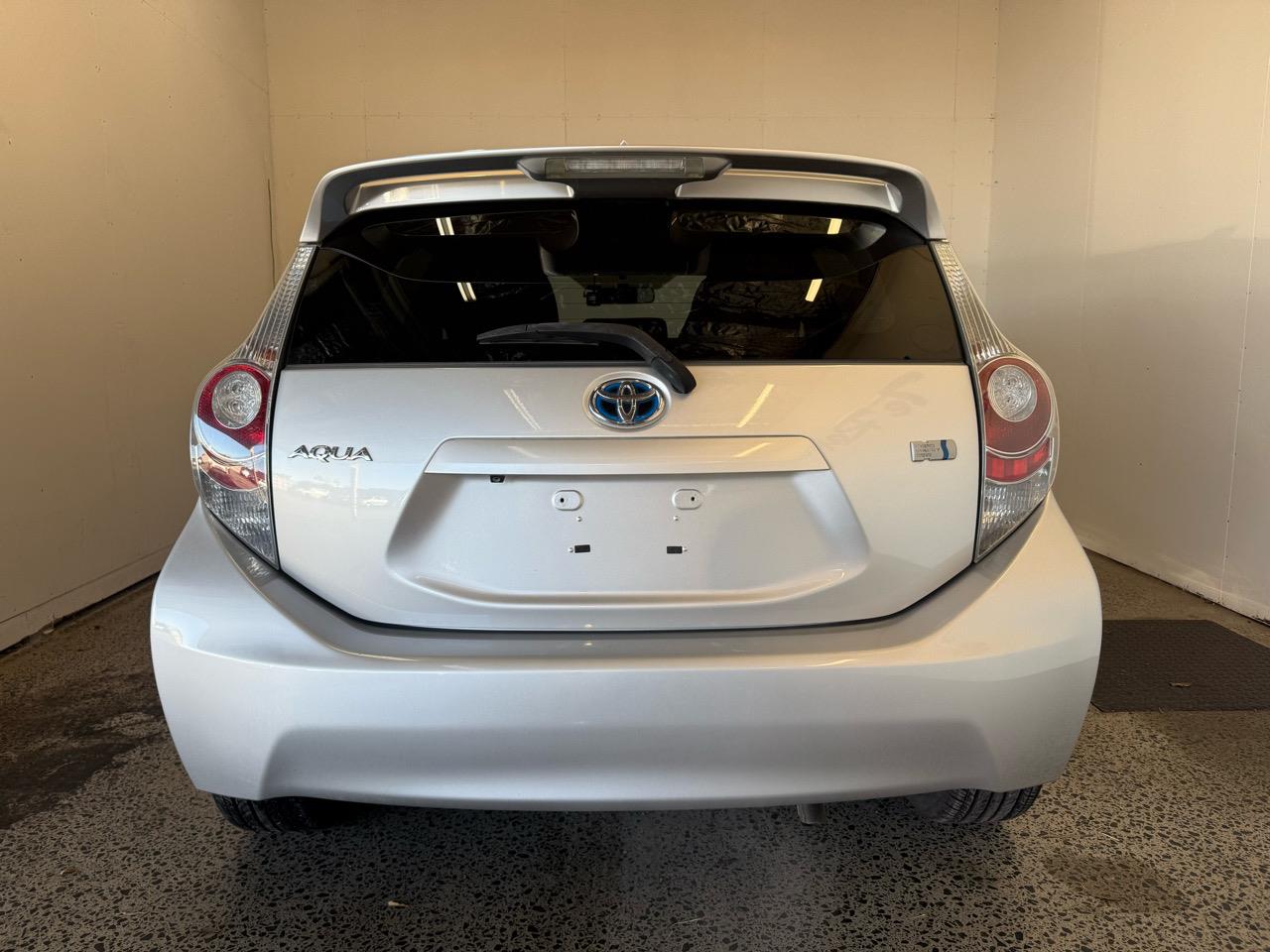 2012 Toyota AQUA