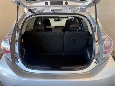 2012 Toyota AQUA - Thumbnail