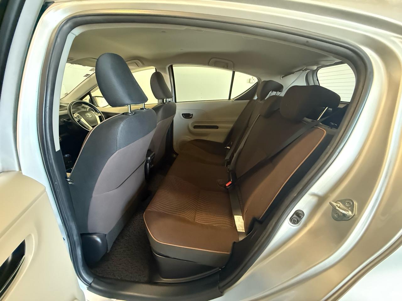 2012 Toyota AQUA
