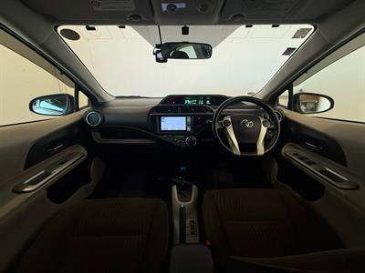 2012 Toyota AQUA - Thumbnail