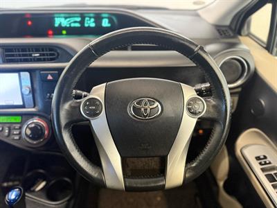 2012 Toyota AQUA - Thumbnail