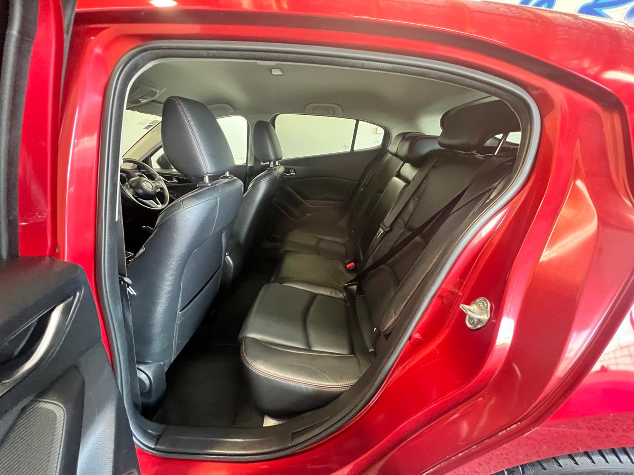 2014 Mazda AXELA