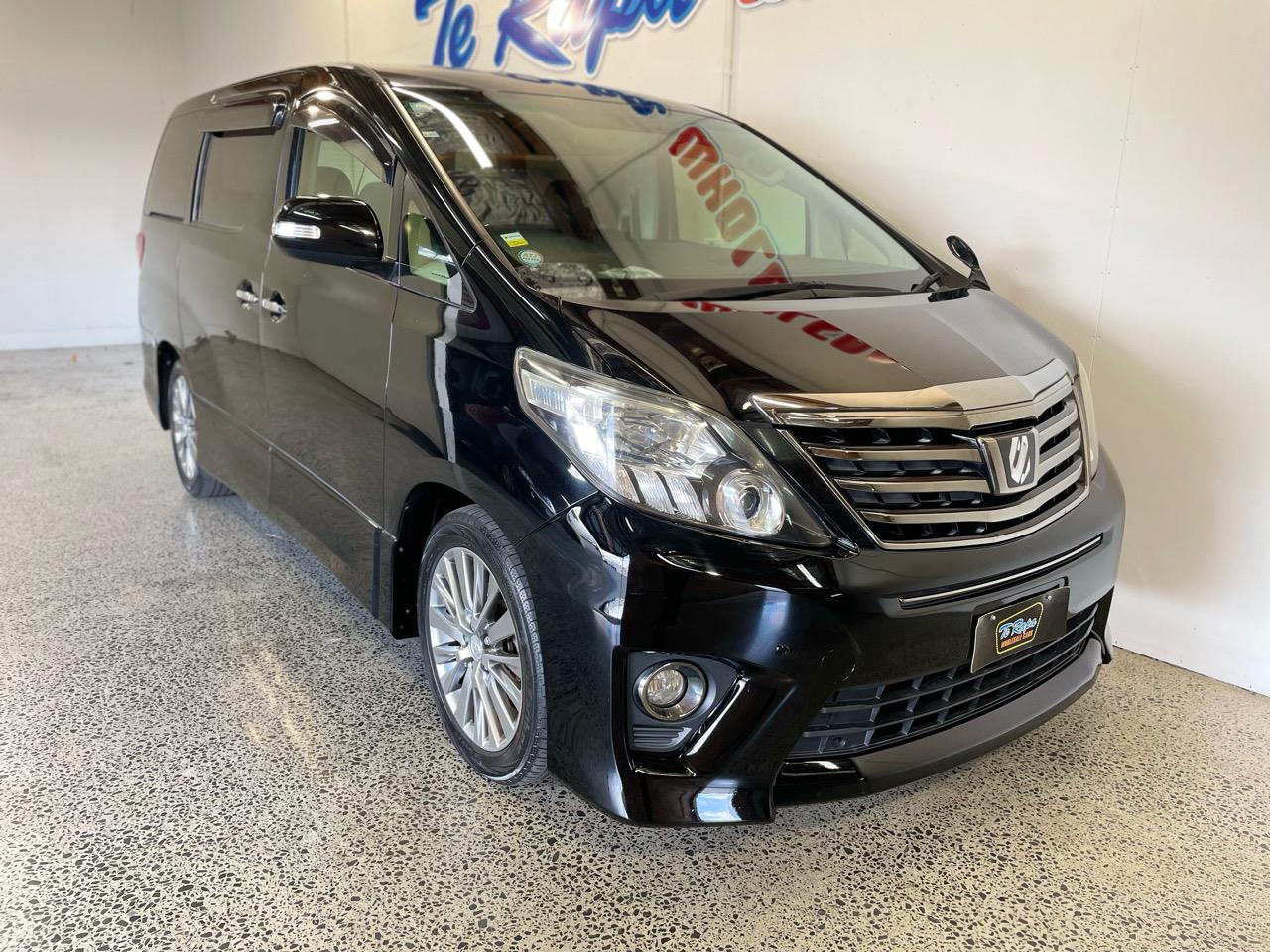 2012 Toyota Alphard