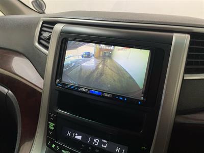 2013 Toyota VELLFIRE - Thumbnail