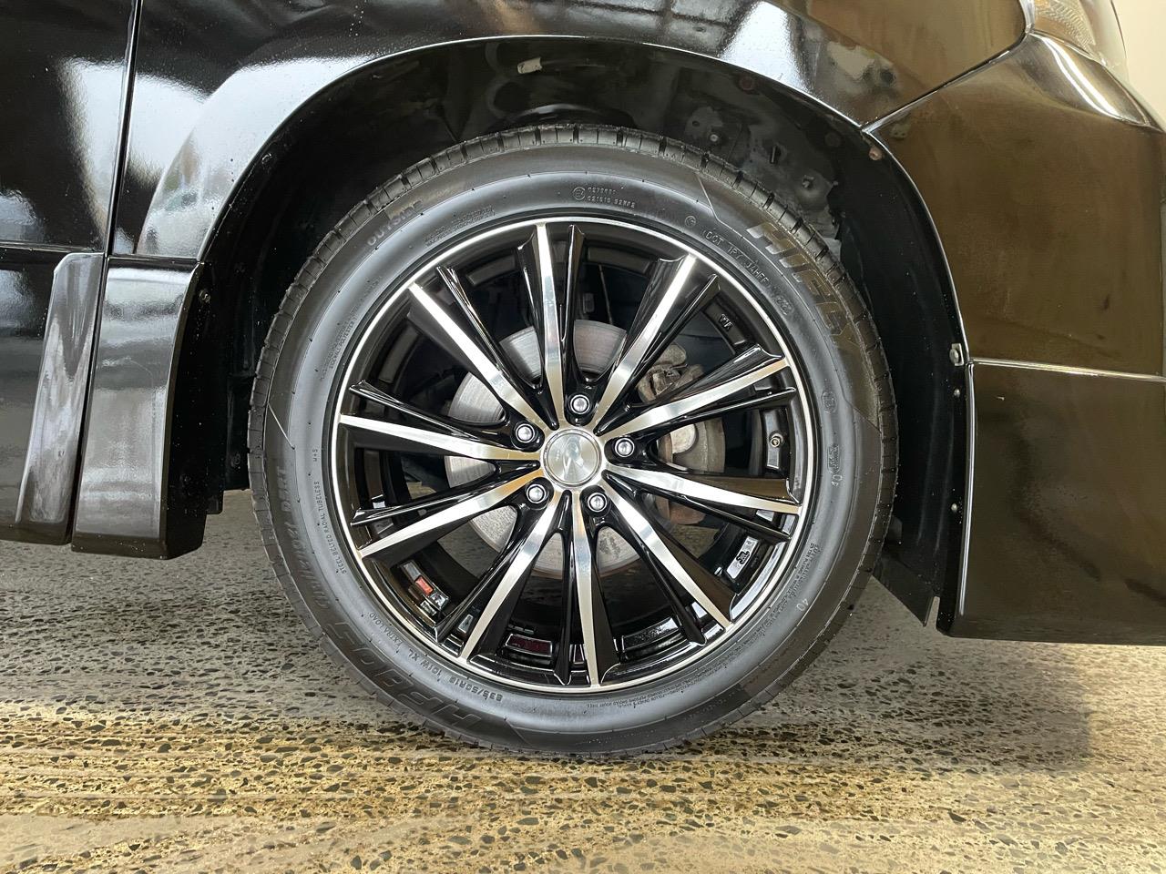 2013 Toyota VELLFIRE