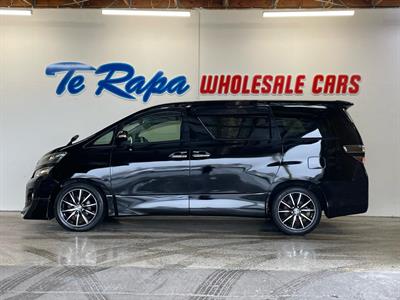2013 Toyota VELLFIRE - Thumbnail