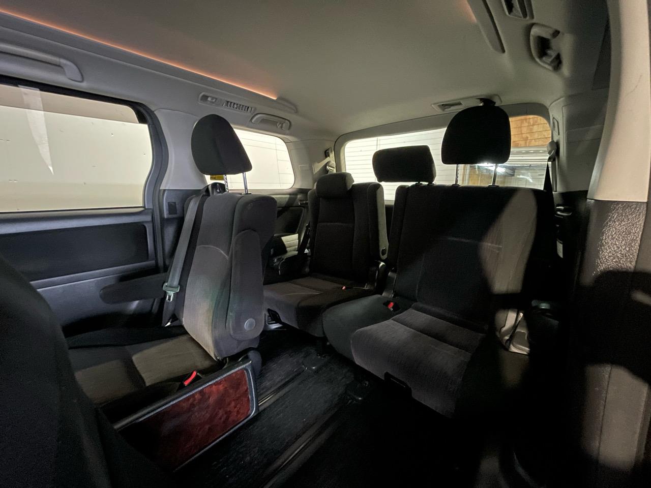 2013 Toyota VELLFIRE