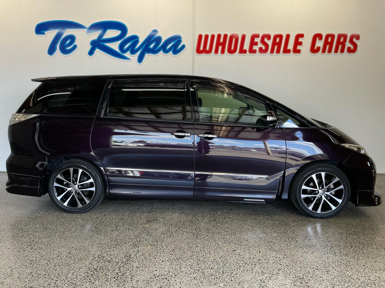 2015 Toyota Estima