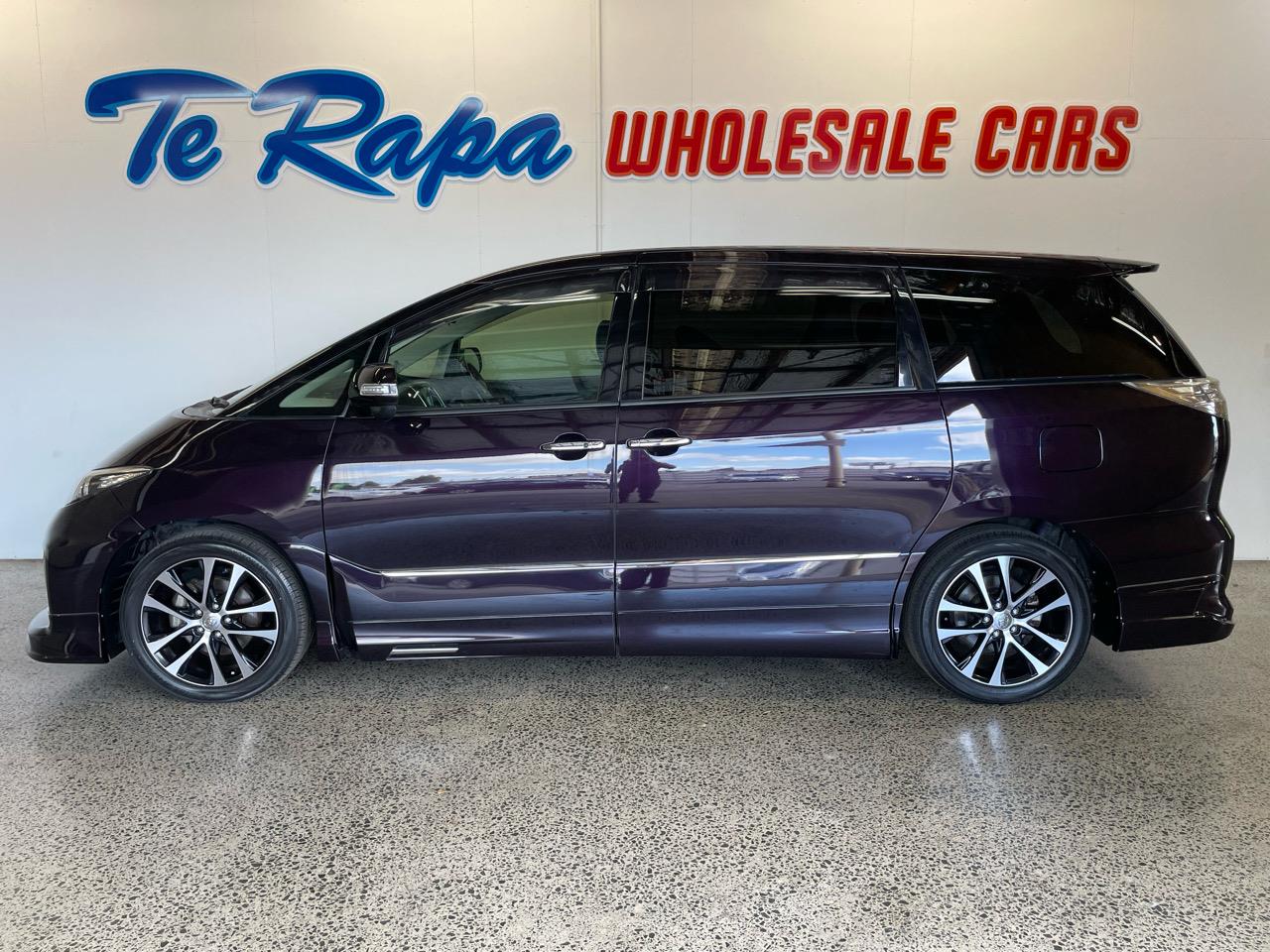 2015 Toyota Estima