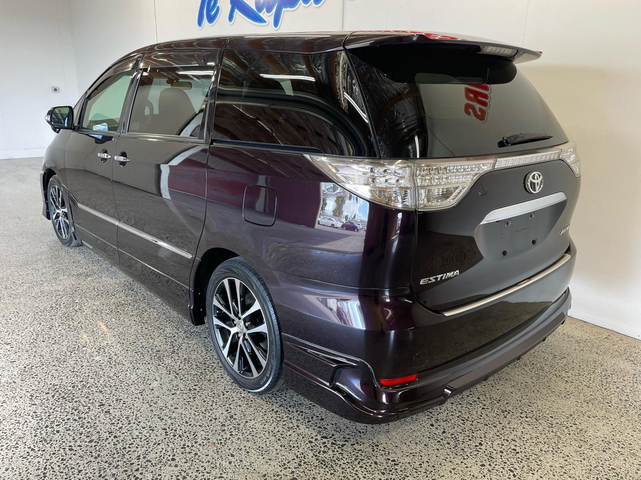 2015 Toyota Estima