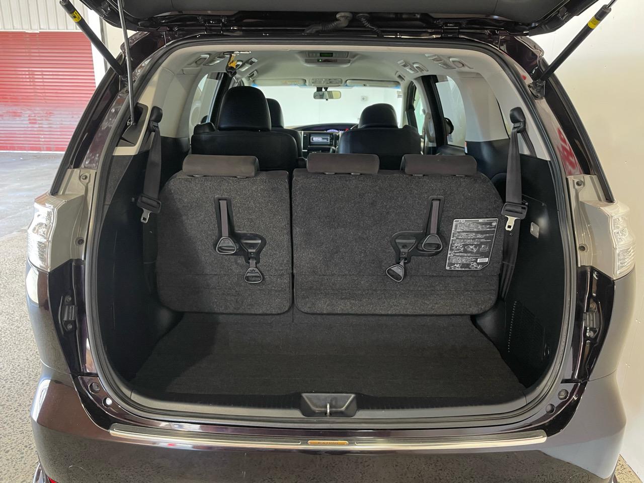 2015 Toyota Estima