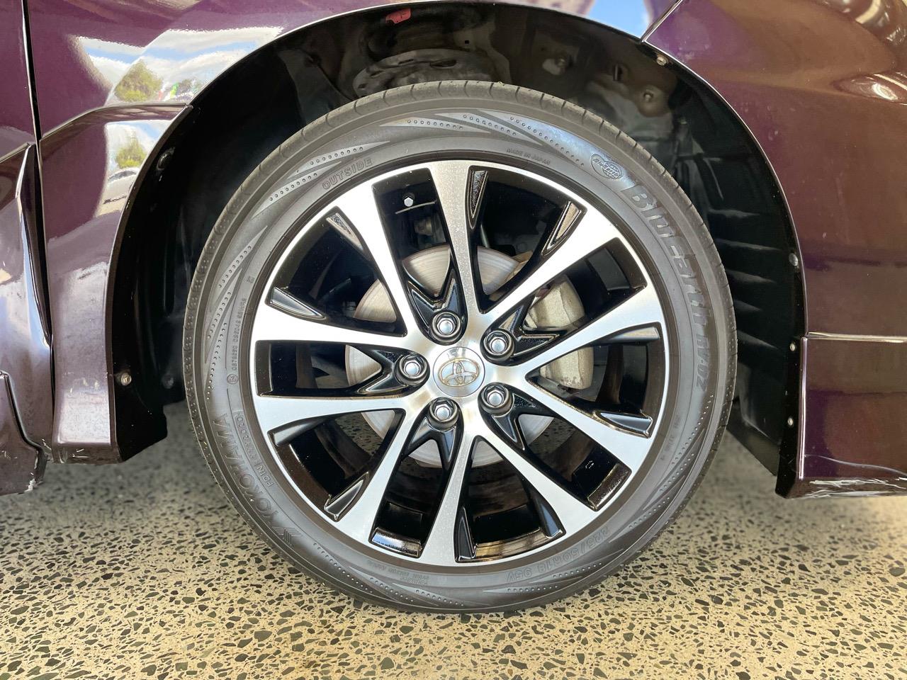 2015 Toyota Estima