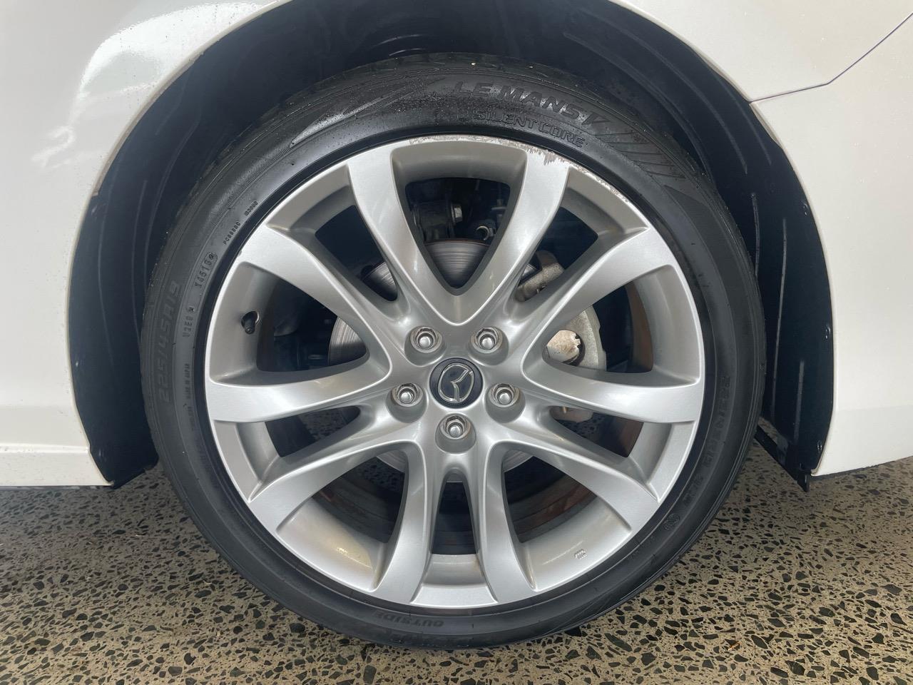 2014 Mazda Atenza