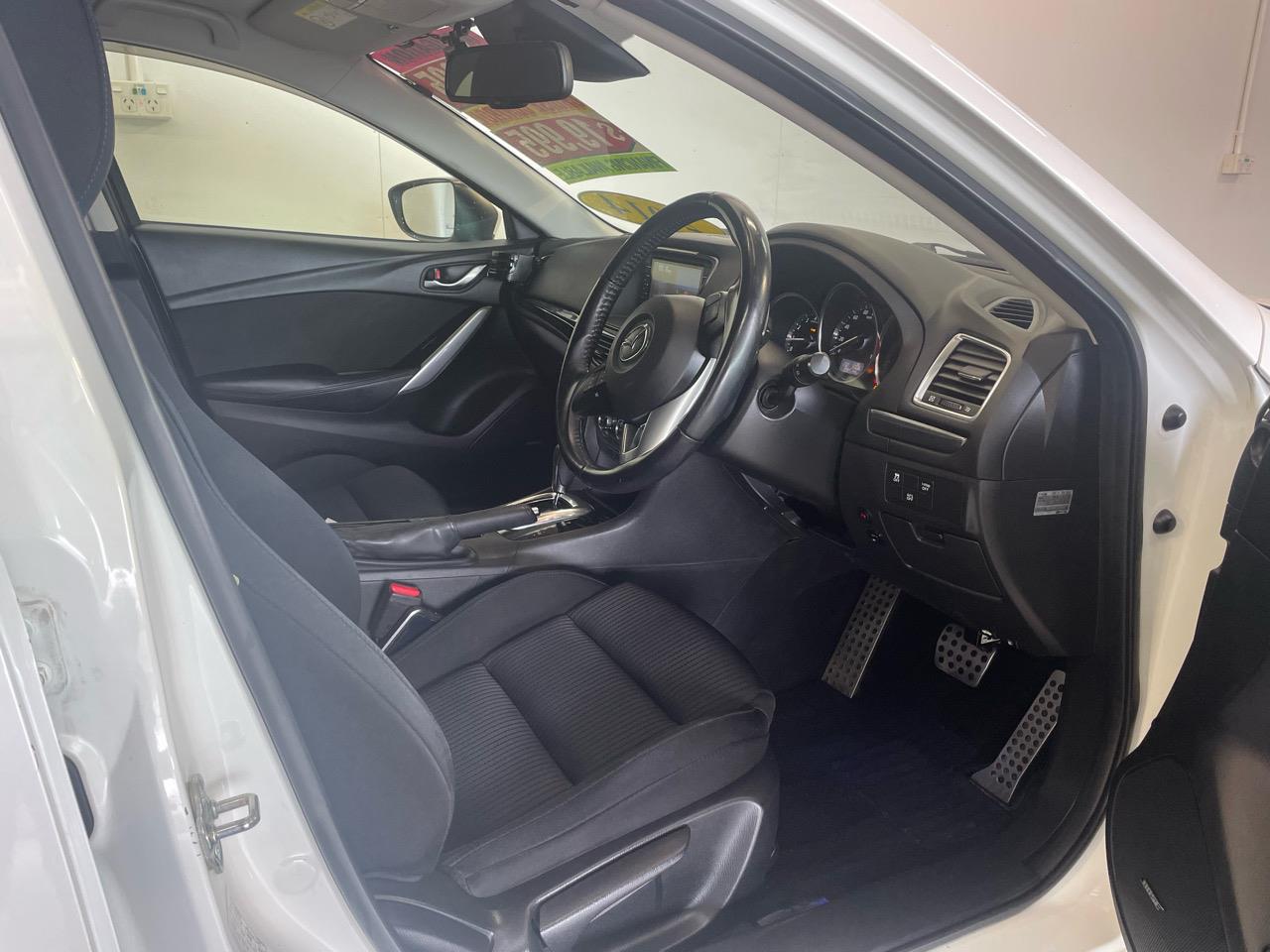 2014 Mazda Atenza