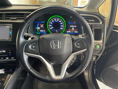 2016 Honda Shuttle - Thumbnail